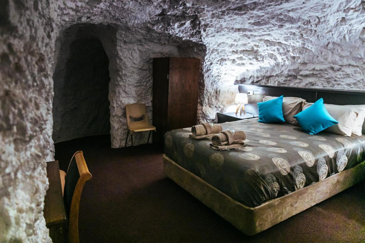 White Cliffs Underground Motel Eksteriør billede